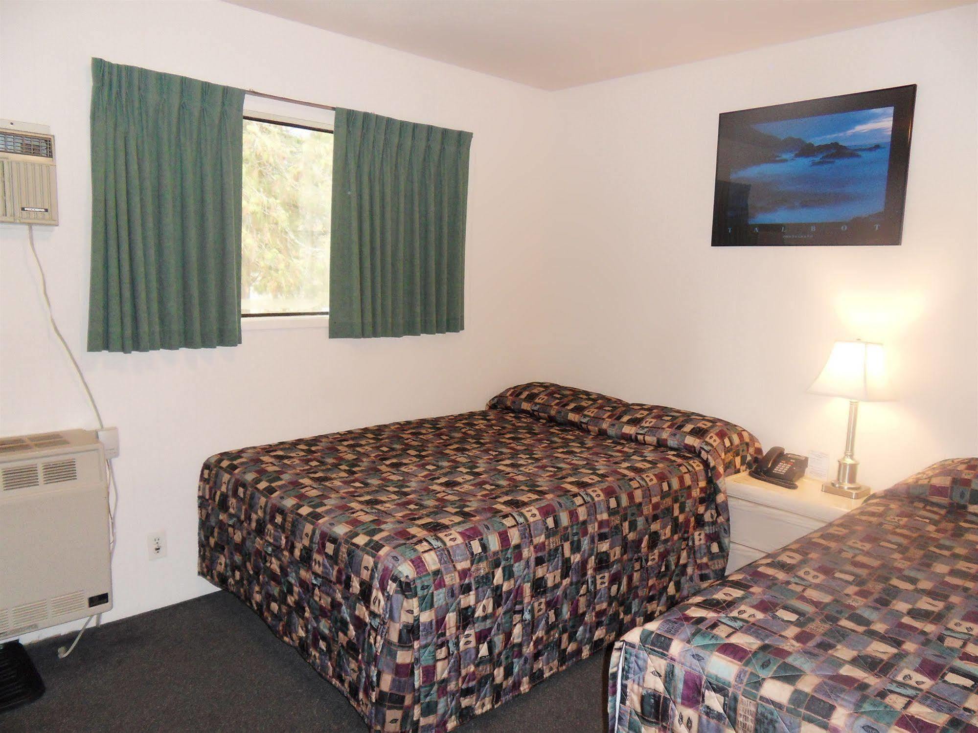 The Hitching Post Motel Pemberton Exterior foto